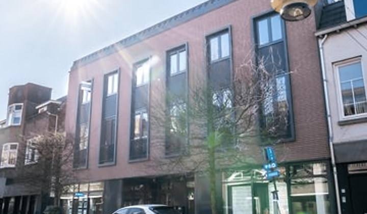 Huis | 57m² | Steenweg | €1450,-