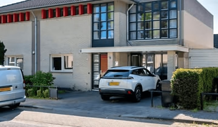 Huis | 175m² | €2950,-
