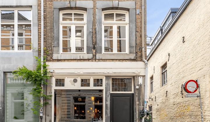 Huis | 77m² | Rechtstraat | €1467,-