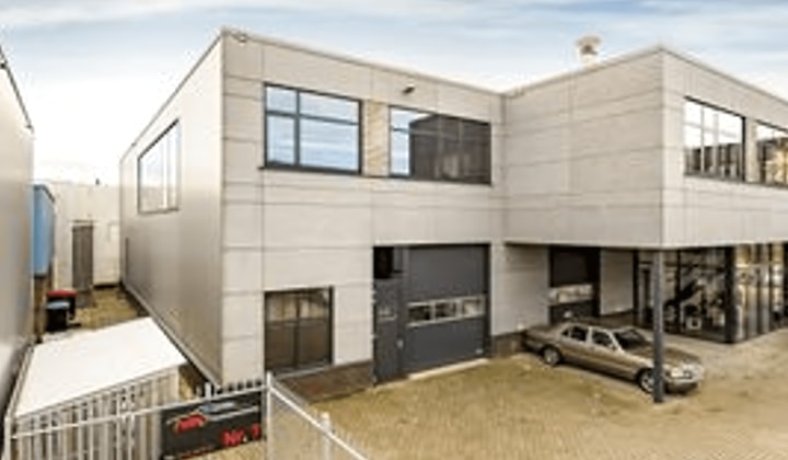 Opslagruimte | 240m² | €2150,-