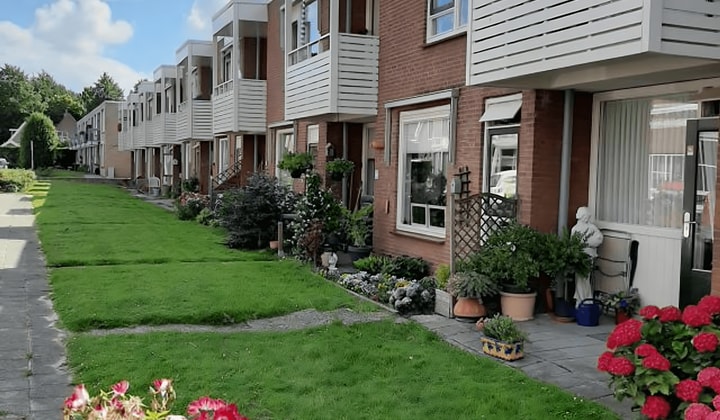 Huis | 60m² | €682,-