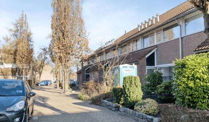 Huis | 96m² | €1379,-