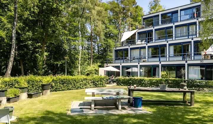 Kamer | 14m² | €380,-