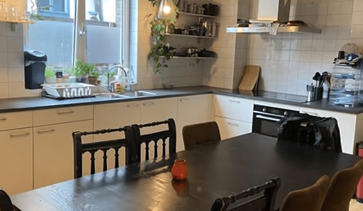 Kamer | 26m² | Voorstadslaan | €740,-