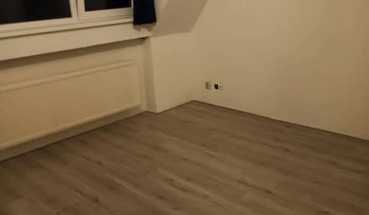 Kamer | 16m² | €450,-