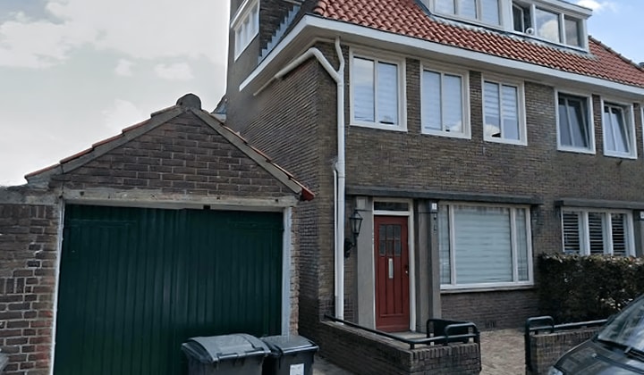 Studio | 38m² | Strobloemstraat | €916,-