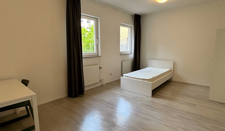 Kamer | 19m² | Wycker Grachtstraat | €785,-