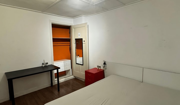 Kamer | 12m² | €385,-