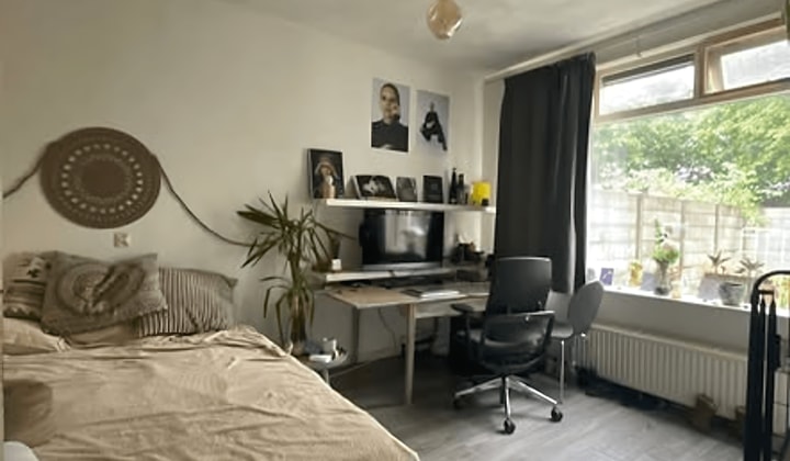 Kamer | 18m² | Eikstraat | €619,-