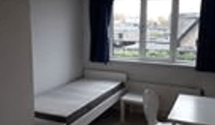 Kamer | 11m² | €715,-