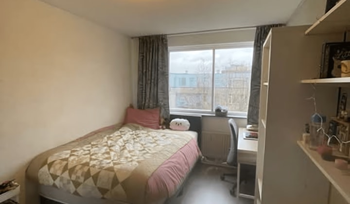 Kamer | 11m² | €650,-