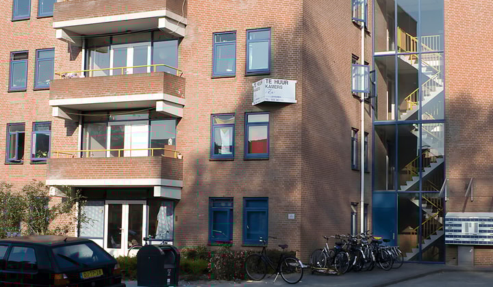 Kamer | 17m² | €389,-