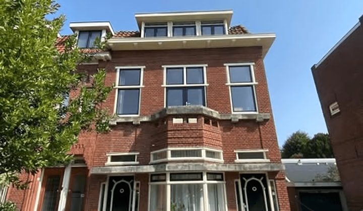 Huis | 80m² | €900,-