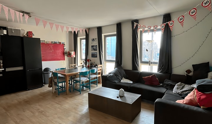 Kamer | 12m² | €668,-