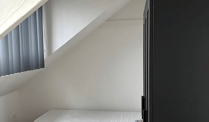 Kamer | 13m² | €535,-