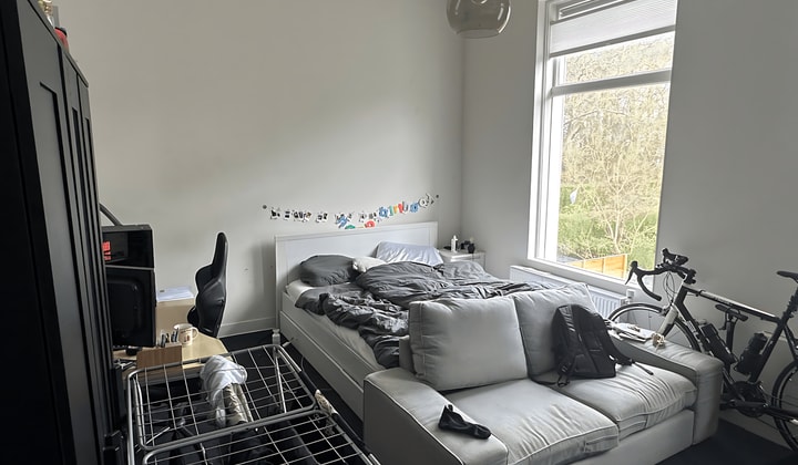 Kamer | 20m² | St. Annastraat | €899,-