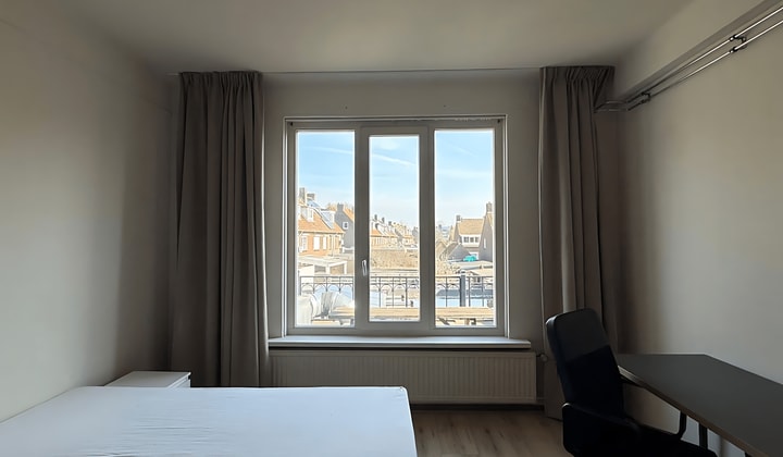 Kamer | 15m² | Bennekelstraat | €740,-