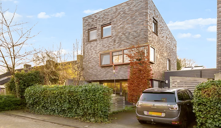 Huis | 168m² | €3250,-