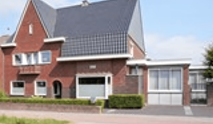 Huis | 300m² | €2990,-
