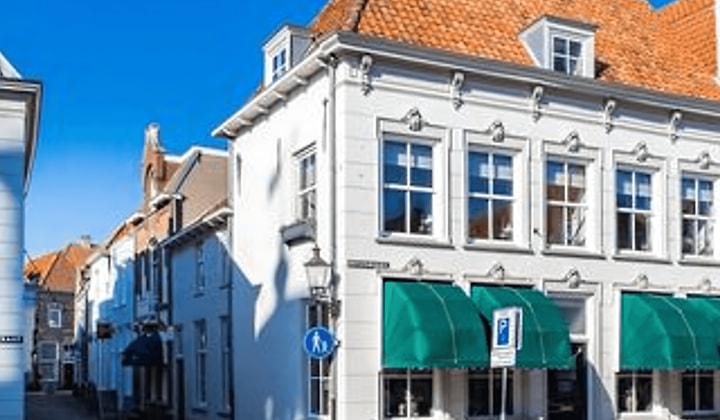Huis | 173m² | €1700,-