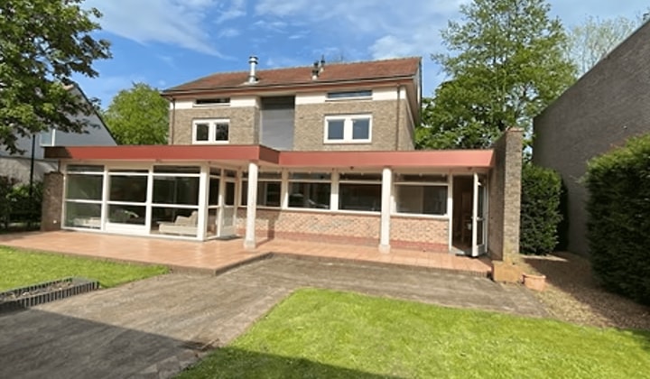 Huis | 225m² | €3900,-
