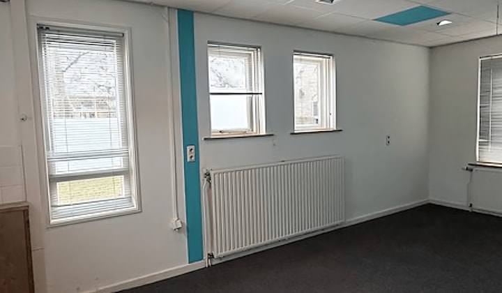 Bedrijfsruimte | 22m² | €8888,-