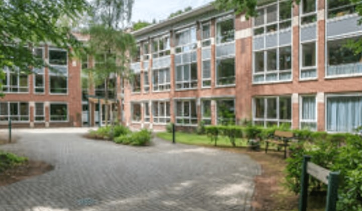 Huis | 80m² | €1185,-