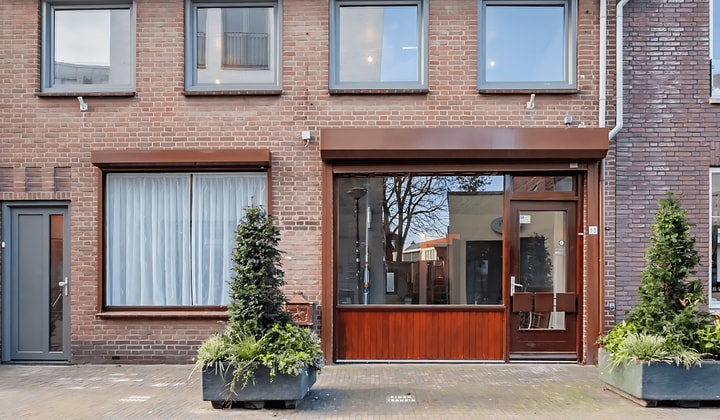 Huis | 89m² | Zeestraat | €1750,-
