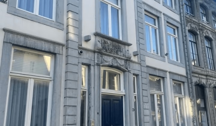 Huis | 72m² | €1345,-