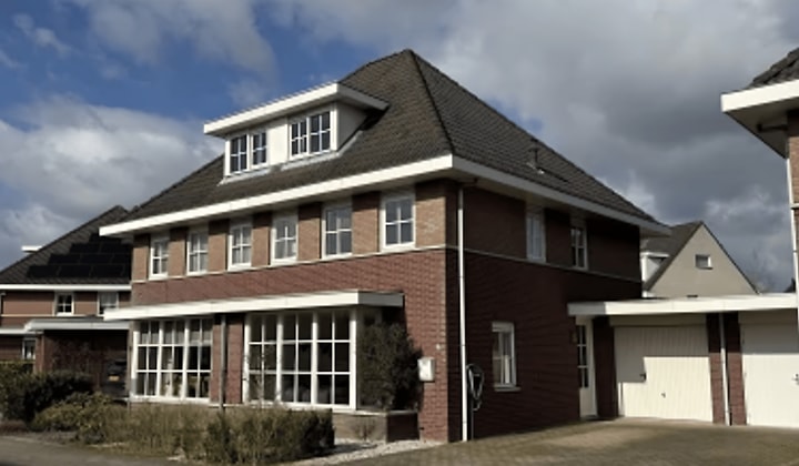 Huis | 2750m² | €2750,-
