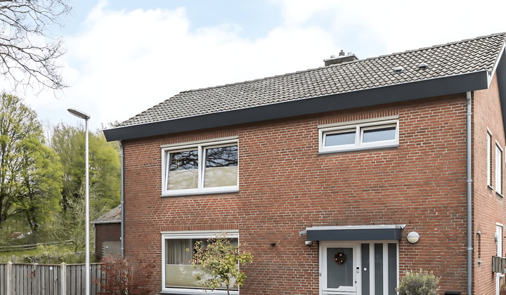 Huis | 130m² | Benzenrade | €1475,-