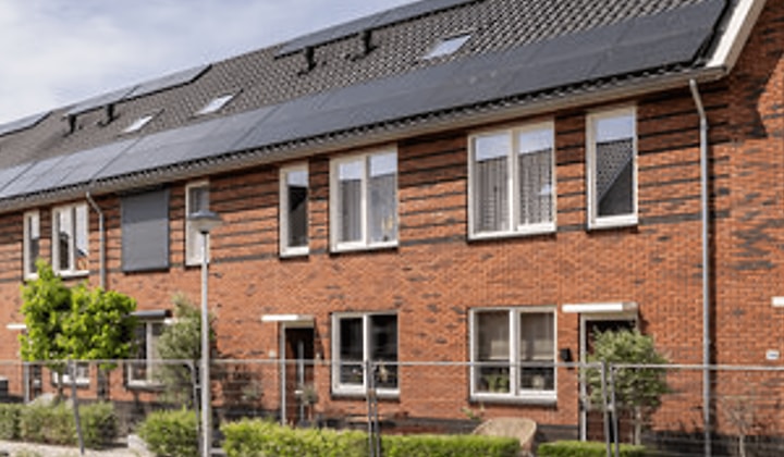 Kamer | 110m² | €2250,-