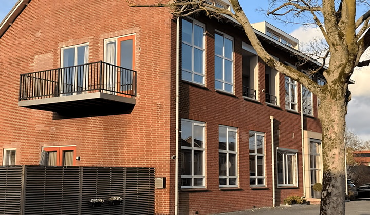 Kamer | 109m² | €1139,-