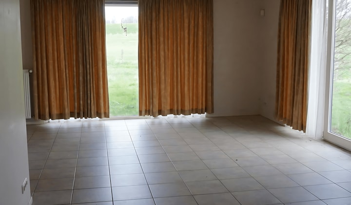 Huis | 150m² | €476,-
