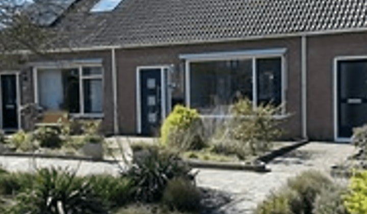 Kamer | 88m² | €1075,-