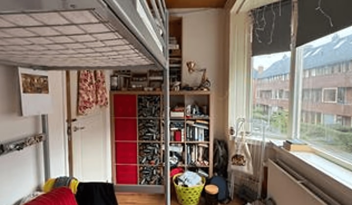 Gestoffeerde Kamer met Balkon en Inclusief Kosten
