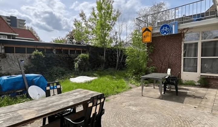 Studentenkamer met balkon en tuin inclusief prijs