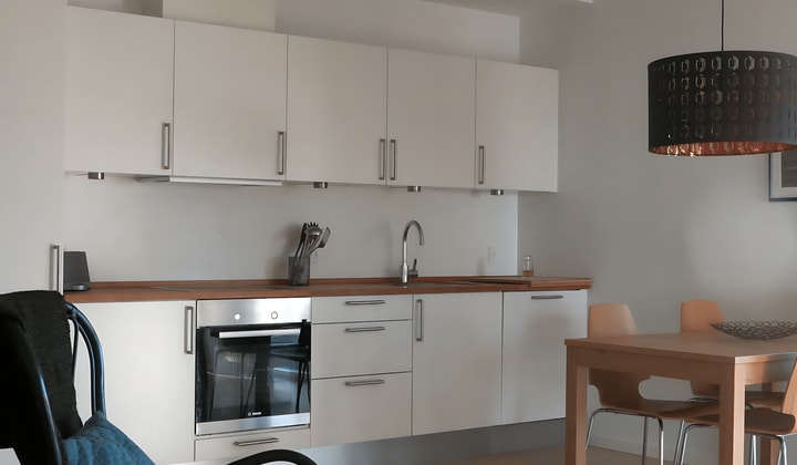 Kamer met balkon en 25 m² oppervlakte
