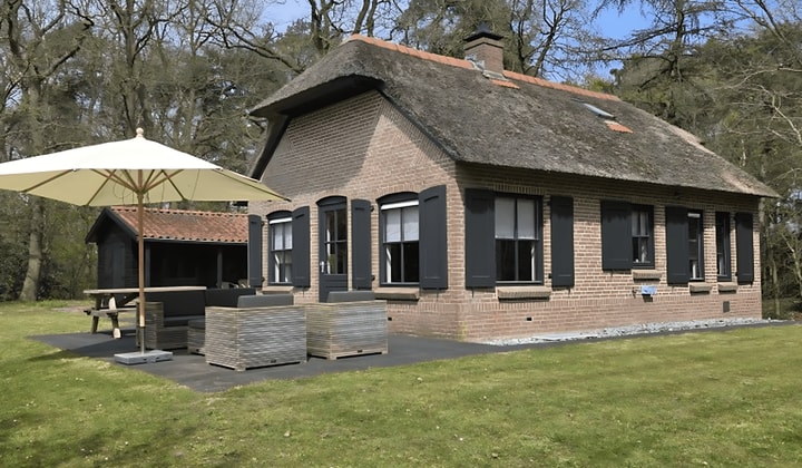 Huis | 85m² | €2150,-