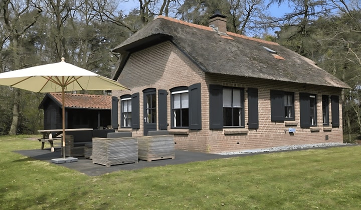 Huis | 85m² | €2150,-