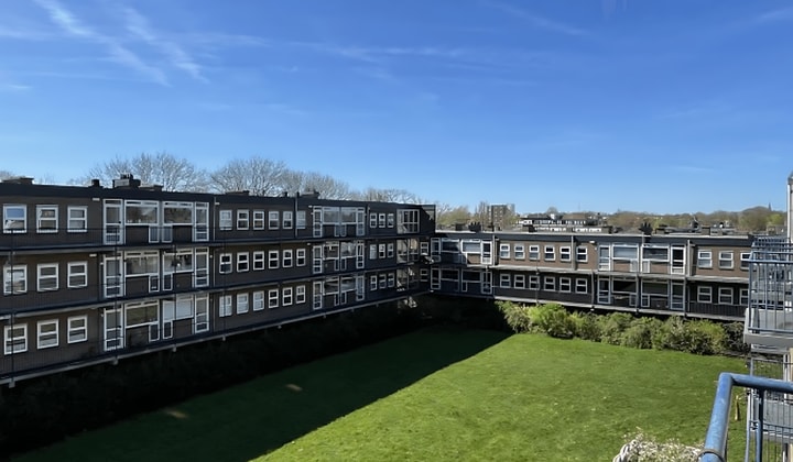Appartement met balkon en wasmachine, langetermijnhuur, prijs exclusief