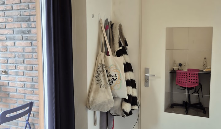 Gemeubileerde kamer met wasmachine en wifi