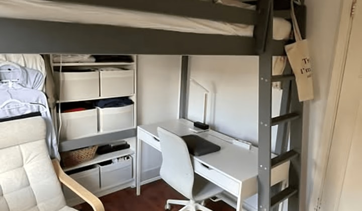 Kamer 7 m² met eigen wasbak, exclusief kosten