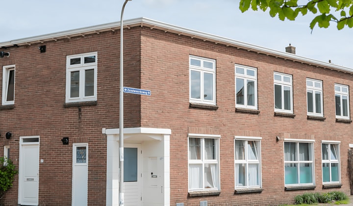 Tijdelijke gestoffeerde eengezinswoning met drie slaapkamers
