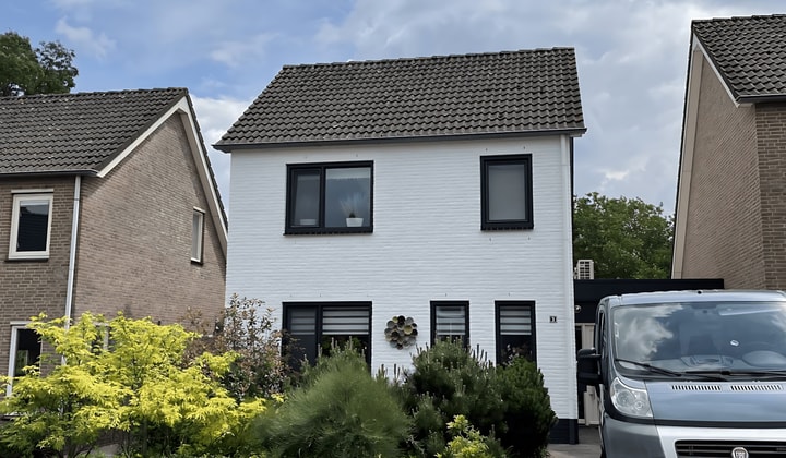 Huis | 90m² | €1695,-