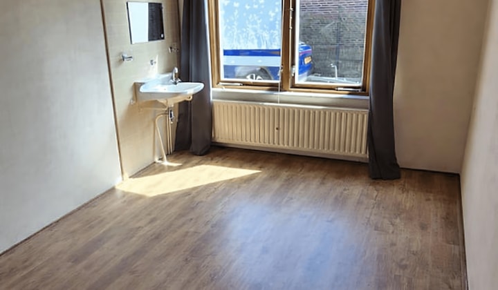 Kamer | 15m² | €700,-