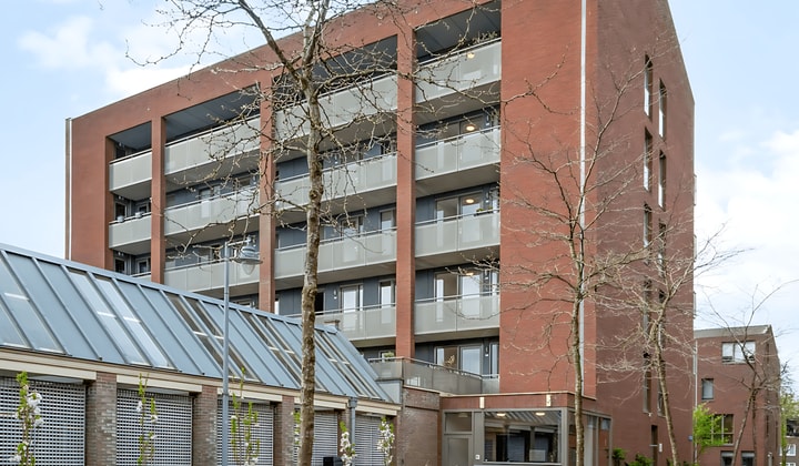 Huis | 82m² | Kandeelstraat | €2800,-