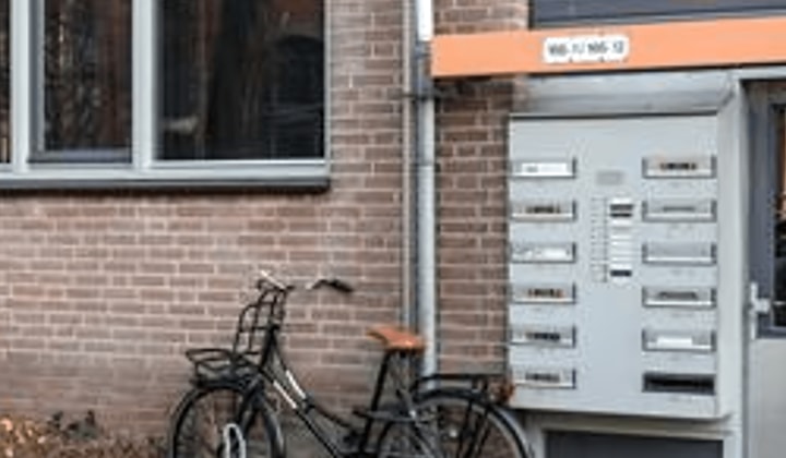 Zelfstandig appartement met gedeelde berging en parkeergelegenheid