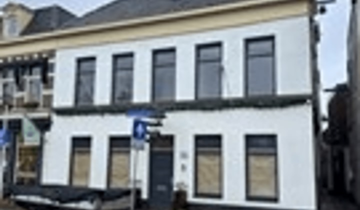Appartement met tuin en inloopregendouche