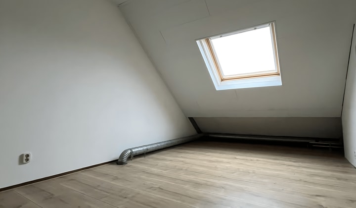 Kamer | 83m² | €1185,-